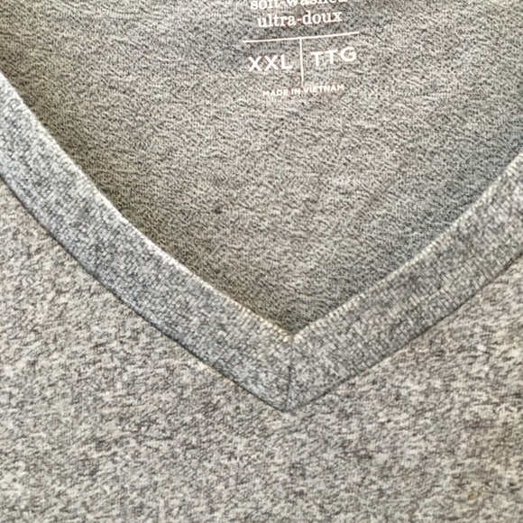 FINAL MARKDOWN LADIES old navy tee xxl - Picture 3 of 4